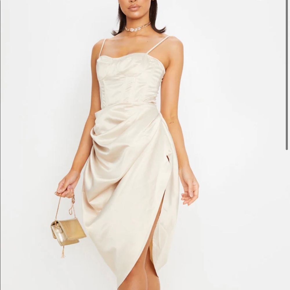Pretty little thing dress